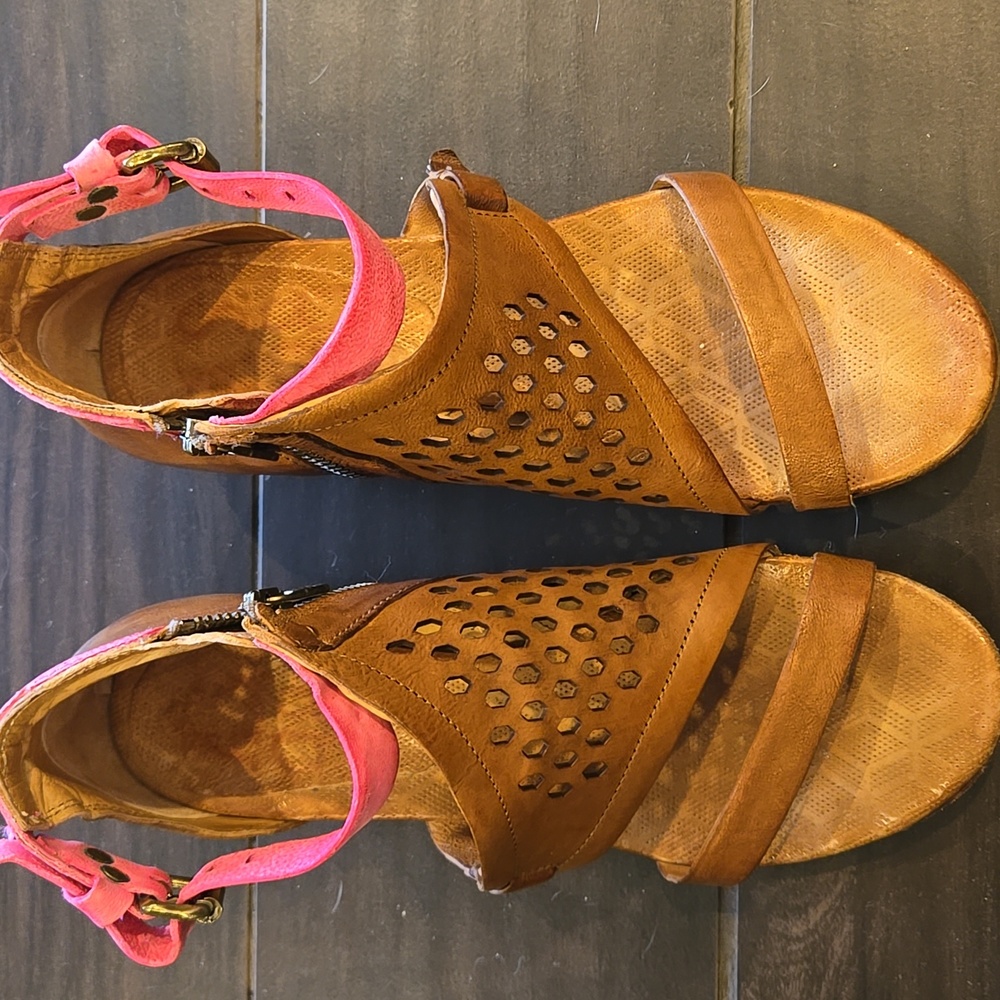 A.S. 98 RARE Leather Boho Heeled Sandals Sz 39 - Picture 9 of 10